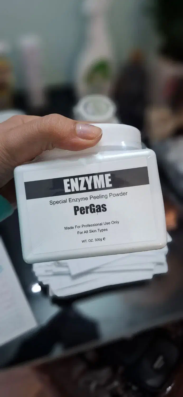 مدل فشیال و پاکسازی پوست بصورت حرفه ای|خدمات آرایشگری و زیبایی|مشهد, زیبا شهر|دیوار