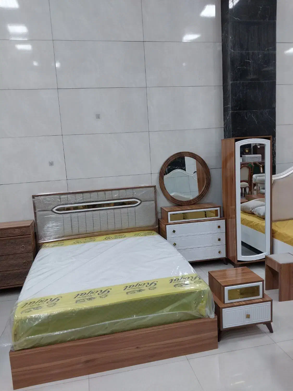 تخت و سرویس دو نفره|تخت و سرویس خواب|کرمانشاه, |دیوار