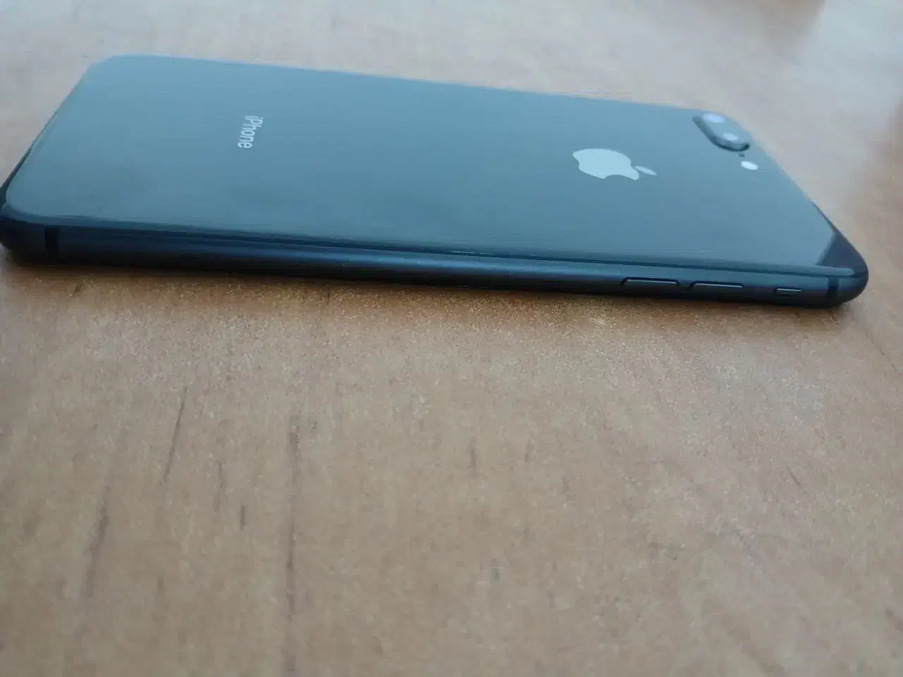 آیفون 8 plus|موبایل|مشهد, هفت تیر (حافظ)|دیوار