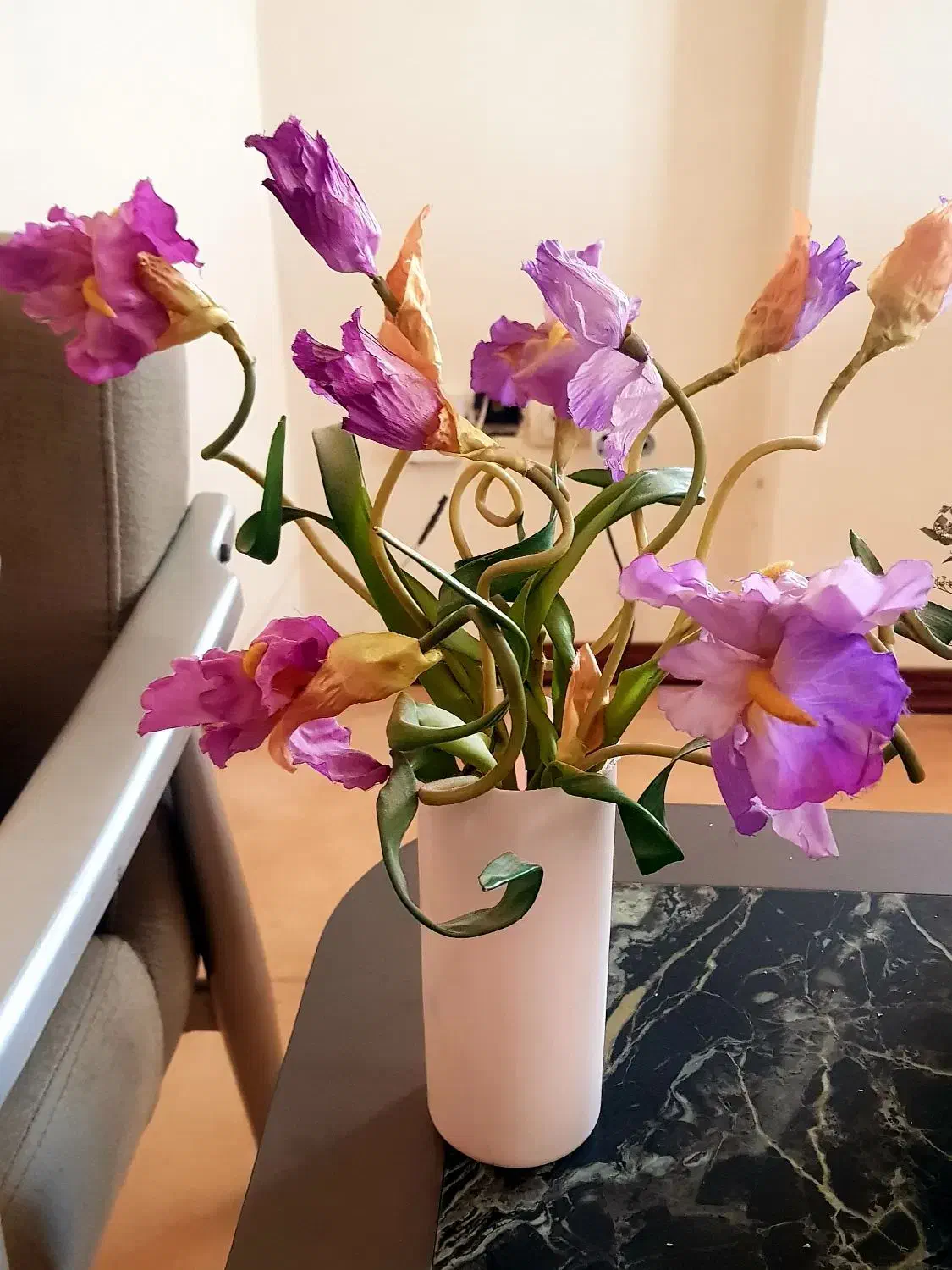 گل مصنوعی خارجی|گل مصنوعی|شیراز, فرهنگ شهر|دیوار