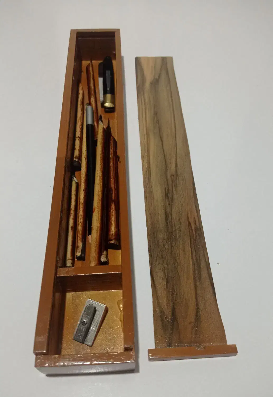 جاقلمی چوبی خوش رنگ|صنایع دستی و سایر لوازم تزئینی|شیراز, شهرک کوشکک|دیوار