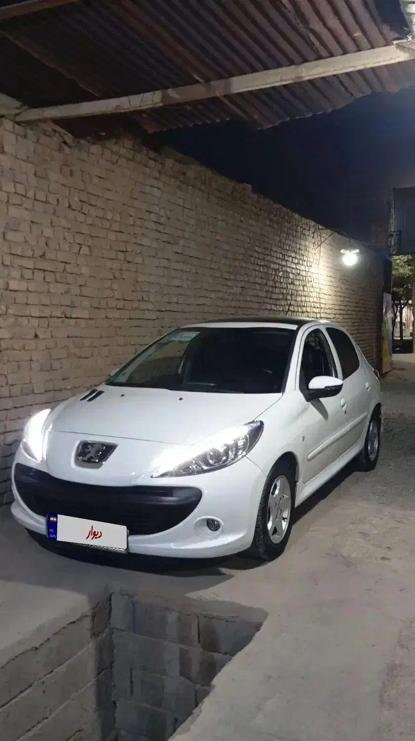 207پانا|خودرو سواری و وانت|کاشان, راوند|دیوار