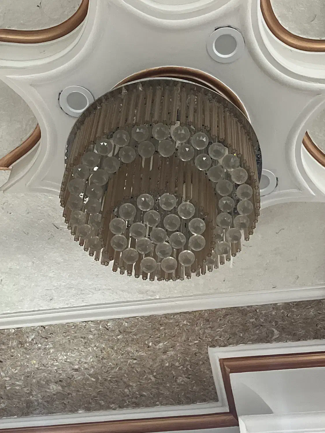 سه میلیون|لوستر و چراغ آویز|اسلام‌شهر, شهرک لاله|دیوار