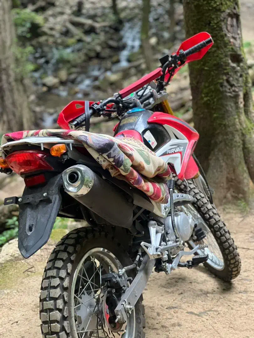 پرواز 200|موتورسیکلت|رشت, بازار|دیوار