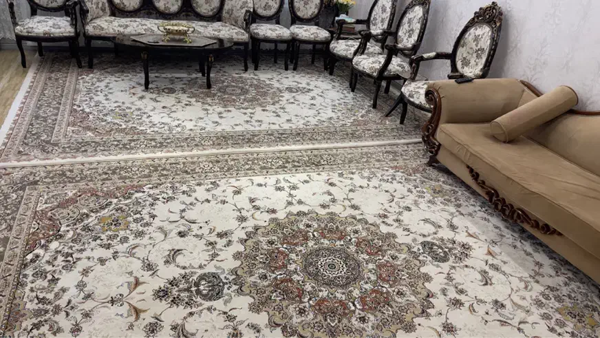فرش مبل پرده میزه ناهارخوری|فرش|همدان, |دیوار