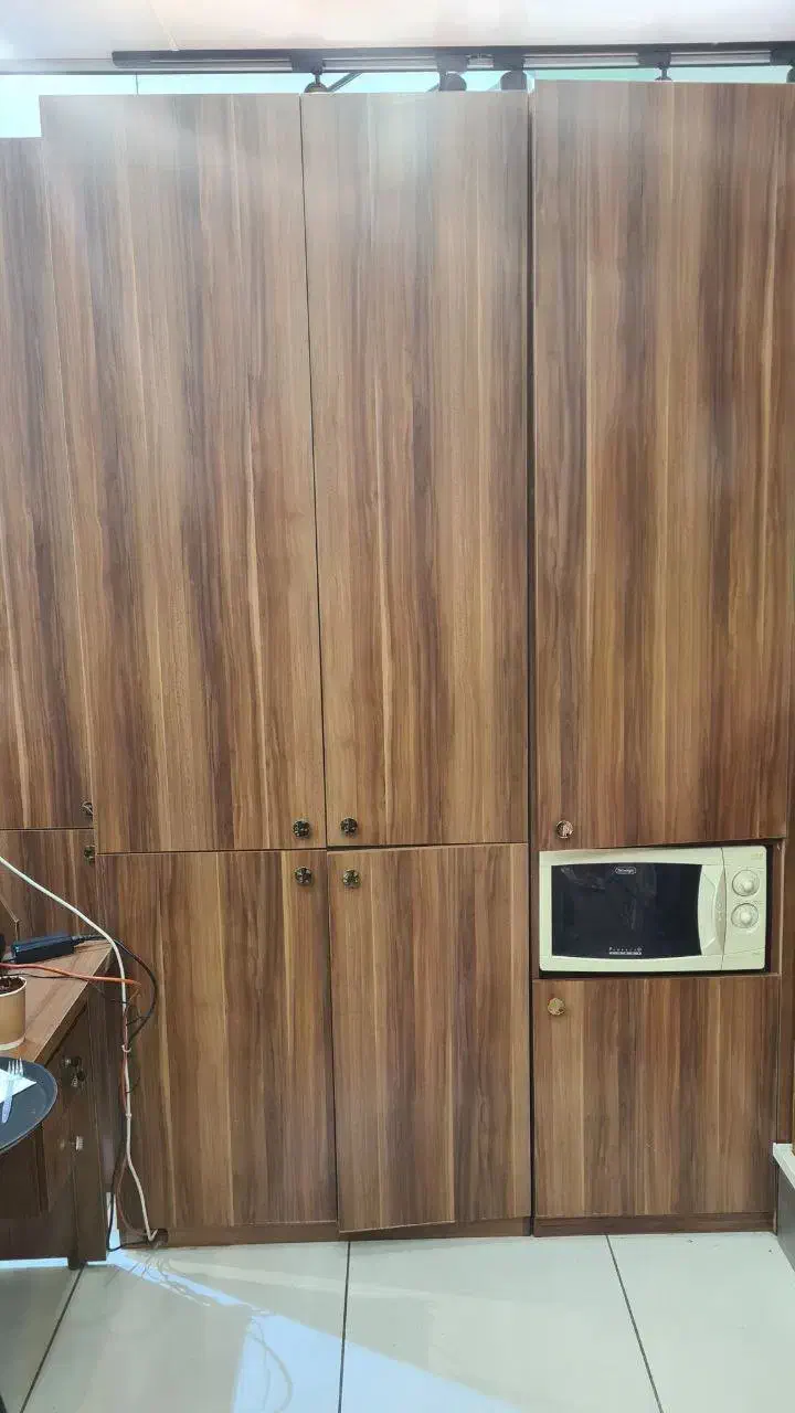 فروش ویترین و میز و کمد (فروش به علت جمع آوری)|فروشگاه و مغازه|پردیس, شهرک صنعتی خرمدشت فاز ۷|دیوار