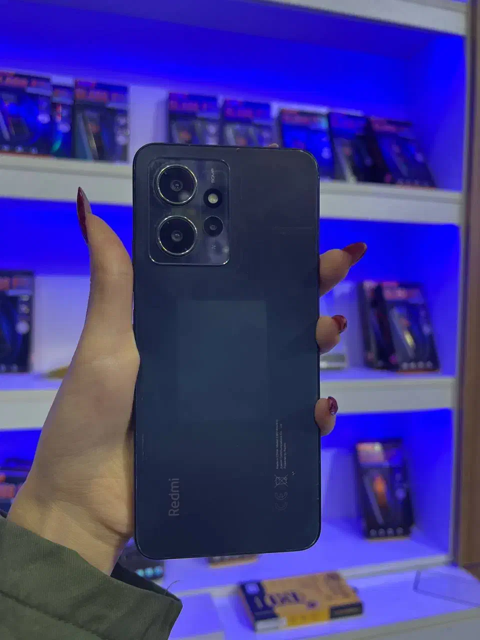 note13|موبایل|قم, زاویه|دیوار