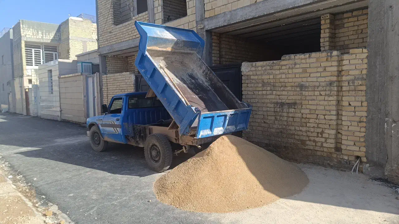 حمل نخاله ماسه گل باغچه نیسان کمپرسی (همه جای شهر)|خدمات حمل و نقل|شیراز, زرگری|دیوار