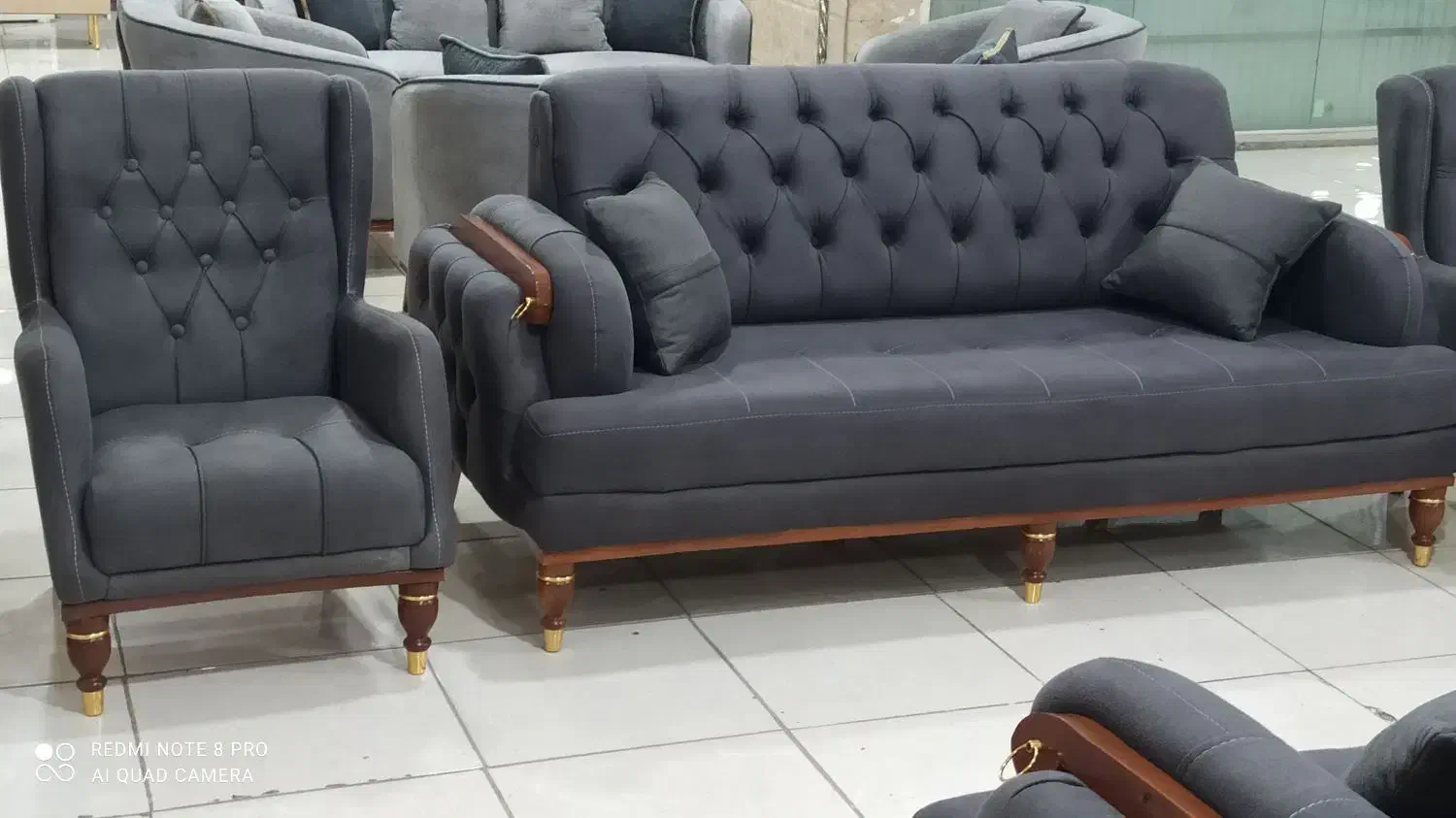 گالری مبل پایتخت|مبلمان خانگی و میز عسلی|لردگان, |دیوار