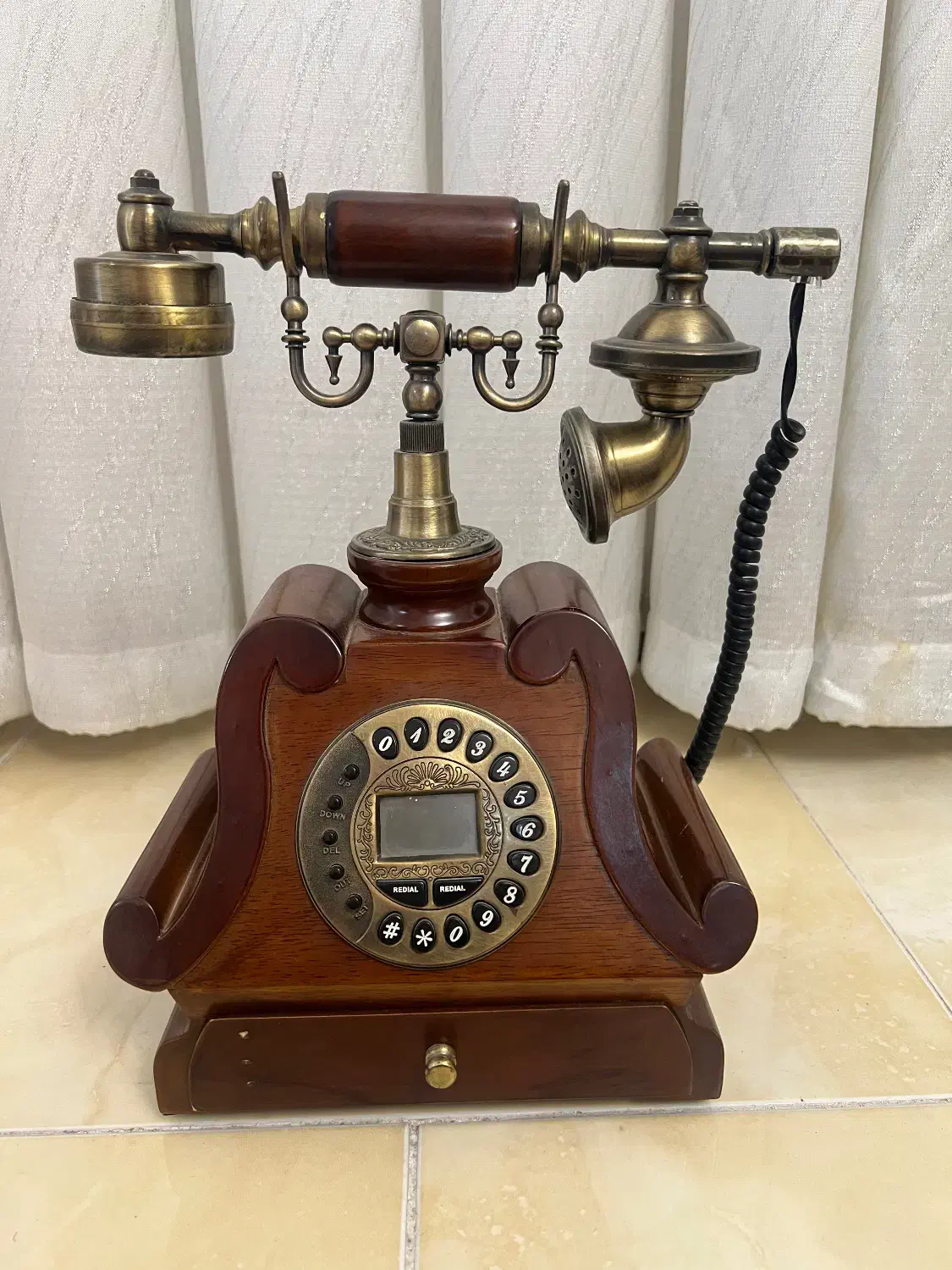 تلفن چوبی|میز تلفن|اراک, |دیوار