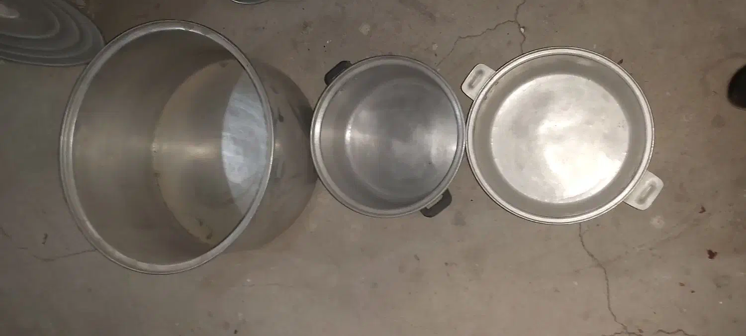 دیگ رویی بزرگ|ظروف پخت‌وپز|محمدیه-قزوین, |دیوار