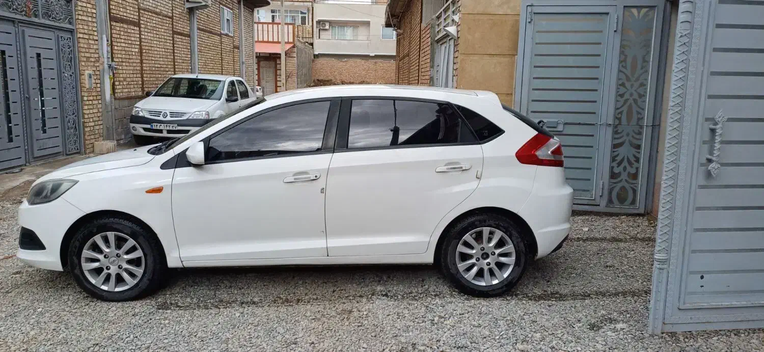 ام وی ام۳۱۵ لاکچری95|خودرو سواری و وانت|خوی, |دیوار