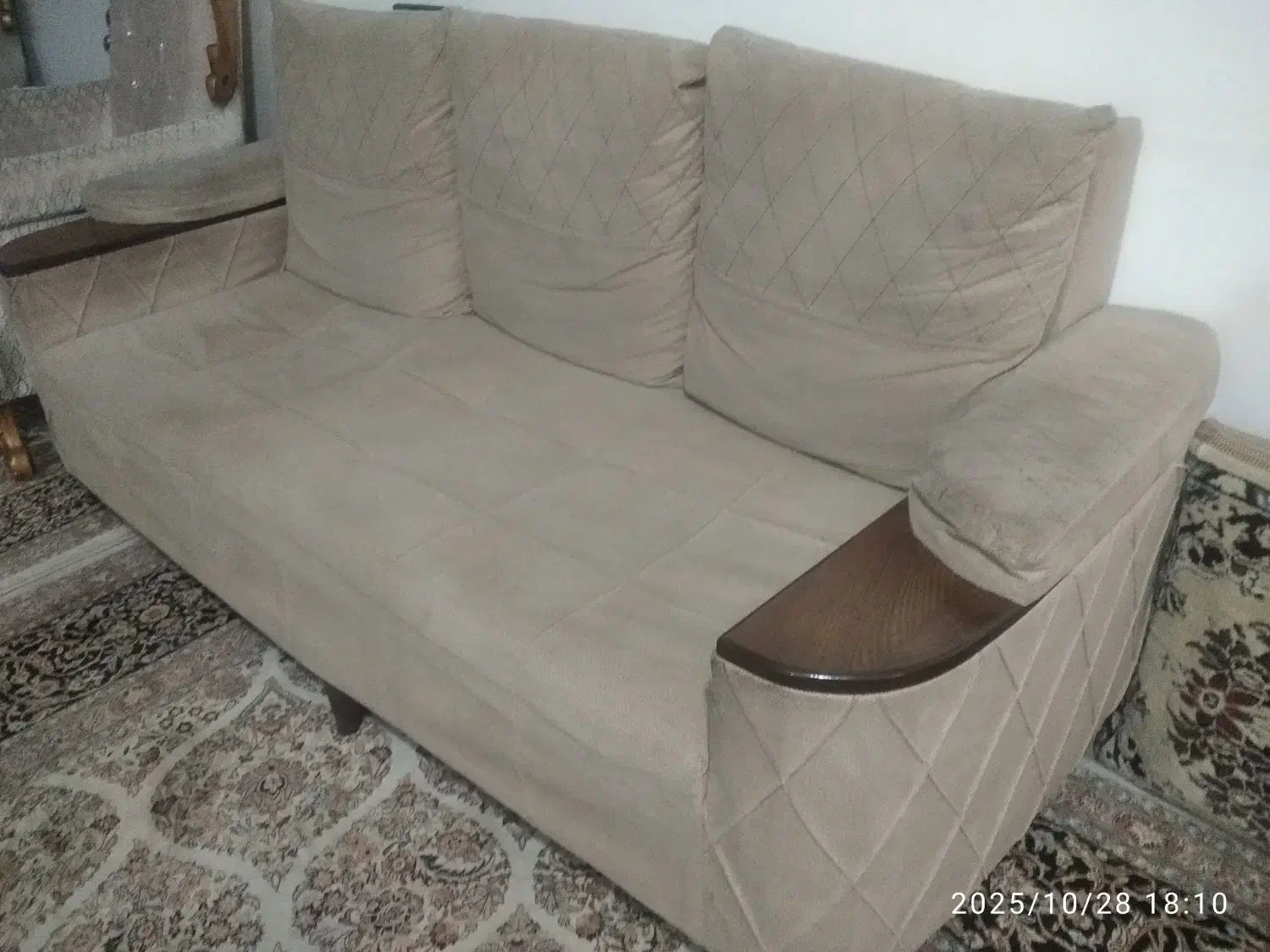 مبل راحتی|مبلمان خانگی و میز عسلی|مشهد, کارگران|دیوار