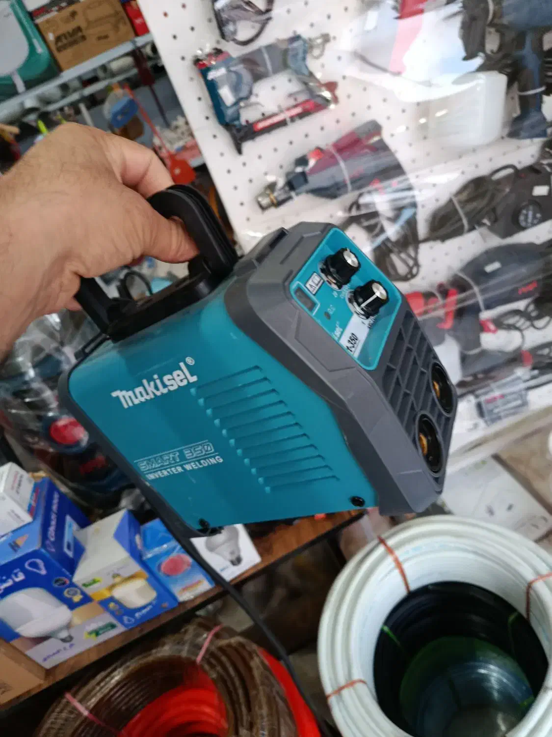 سلام خدمات جوشکاری و برش کاری|خدمات پیشه و مهارت|ایوان, |دیوار