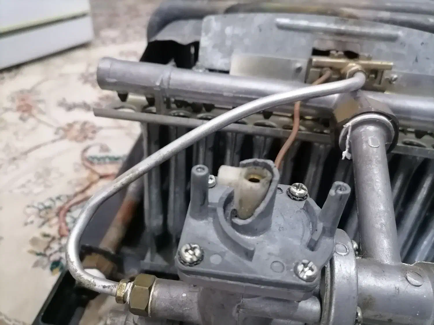 تعمیرات تخصصی آبگرمکن و بخاری و لباسشویی|خدمات پیشه و مهارت|ابهر, |دیوار