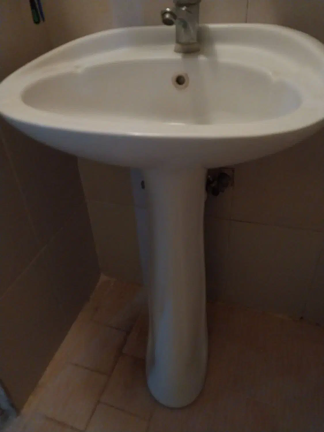 روشویی سالم|لوازم سرویس بهداشتی|لنگرود, |دیوار