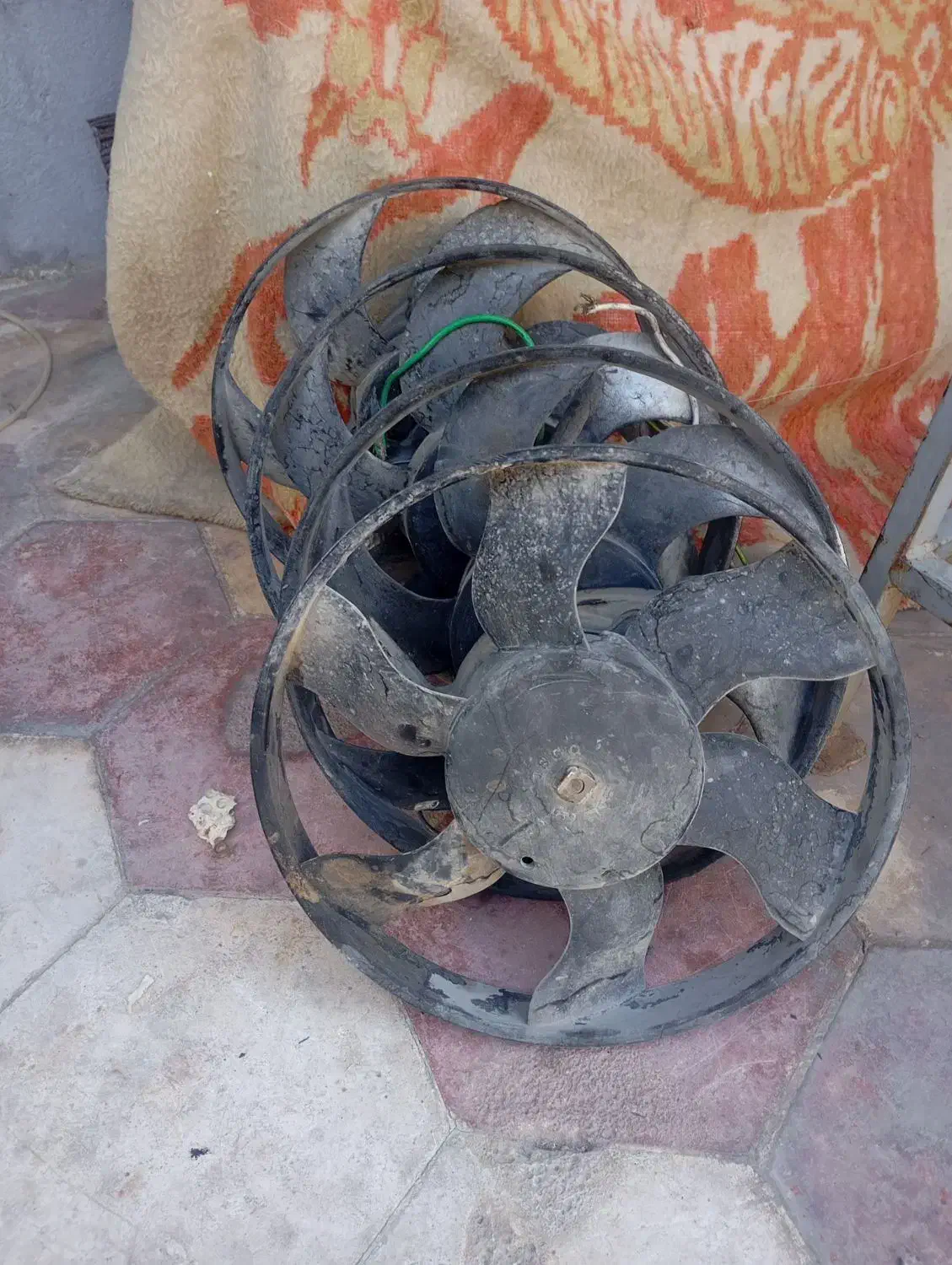 فن پژو و پراید|قطعات یدکی و لوازم جانبی|شیراز, ده پیاله|دیوار