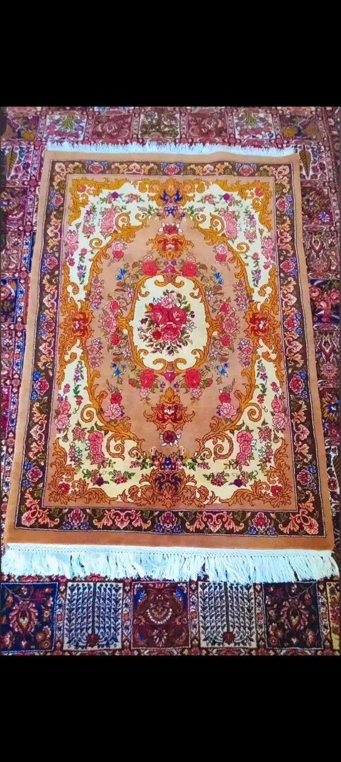 فرش دست باف|فرش|اصفهان, ارزنان|دیوار