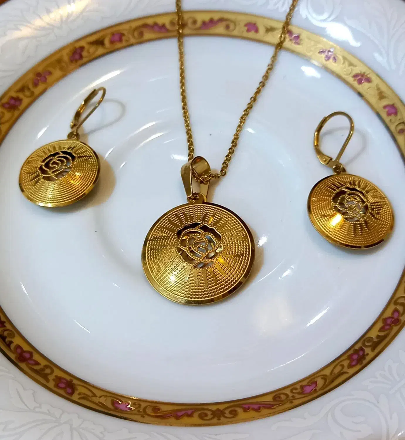 کادوی روز زن ، روز مادر|بدلیجات|اصفهان, امیرعرب|دیوار