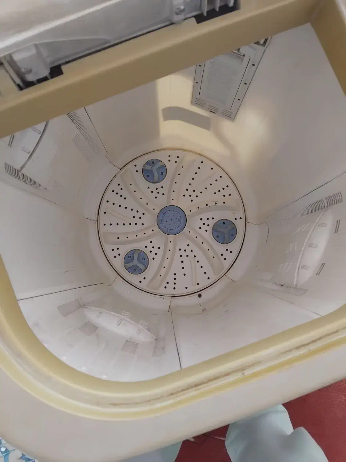 لباسی شویی|ماشین لباسشویی و خشک‌کن لباس|شیروان (خراسان), |دیوار