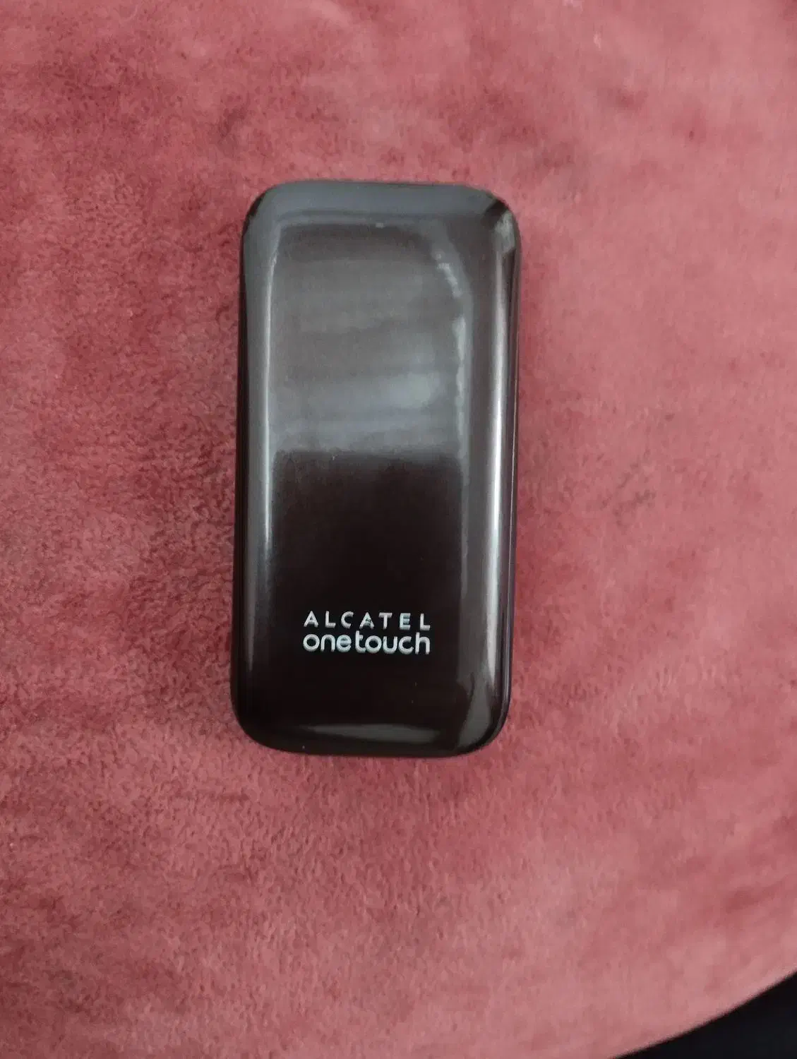 گوشی نوکیا ۱۱۱۰ و صا ایران و تاشو و تعدادی لوازم|موبایل|شیراز, دارالرحمه|دیوار