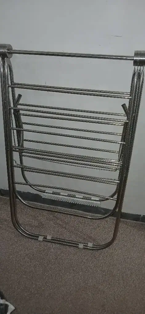 بند رخت|بندرخت و رخت‌آویز|ایذه, |دیوار