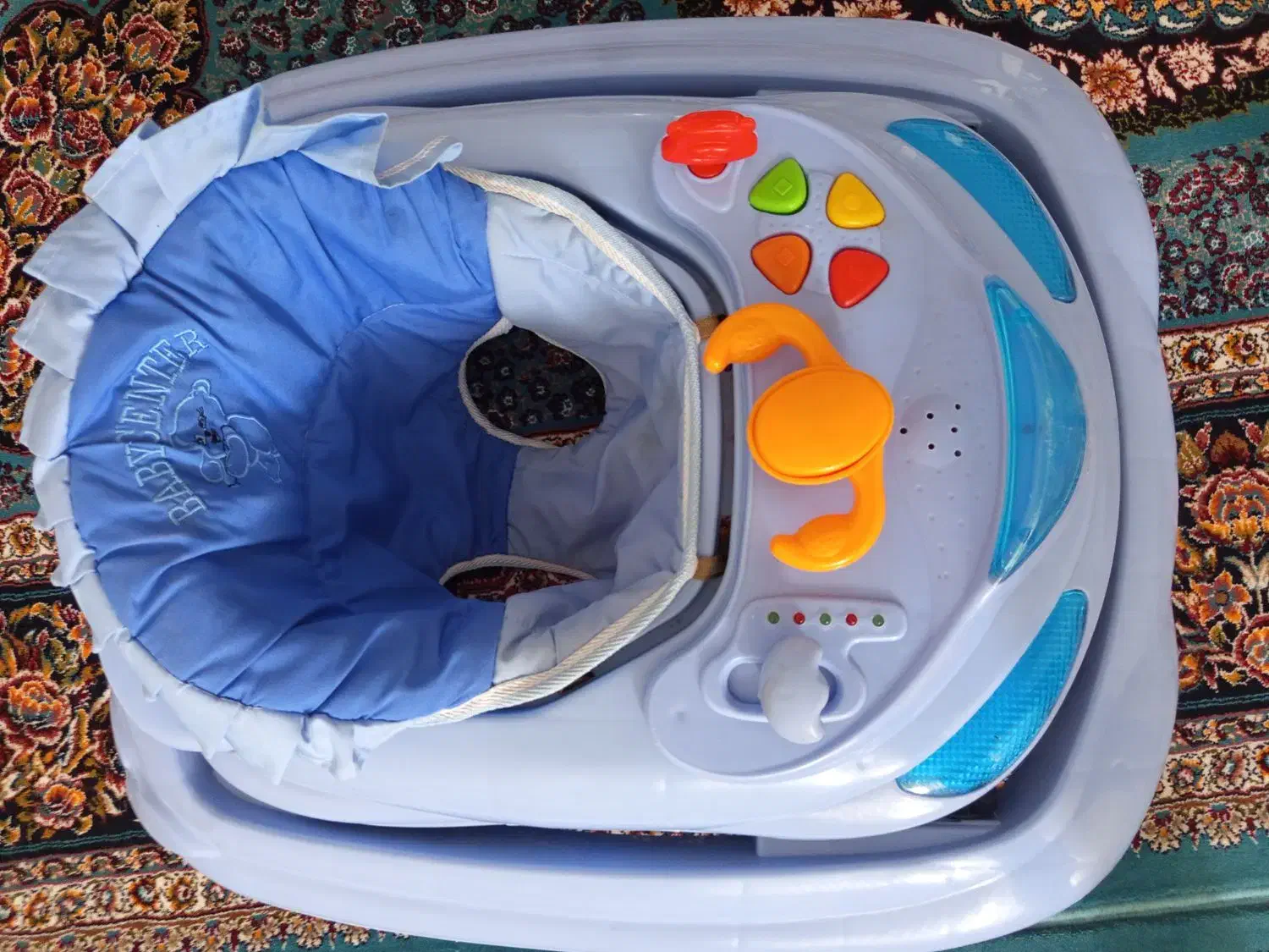 روروک|کالسکه و لوازم جانبی|شهرکرد, |دیوار