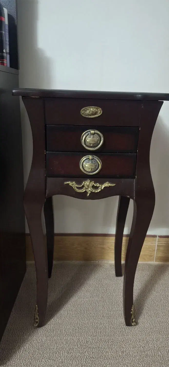 میز تلفن|میز تلفن|شاهرود, |دیوار