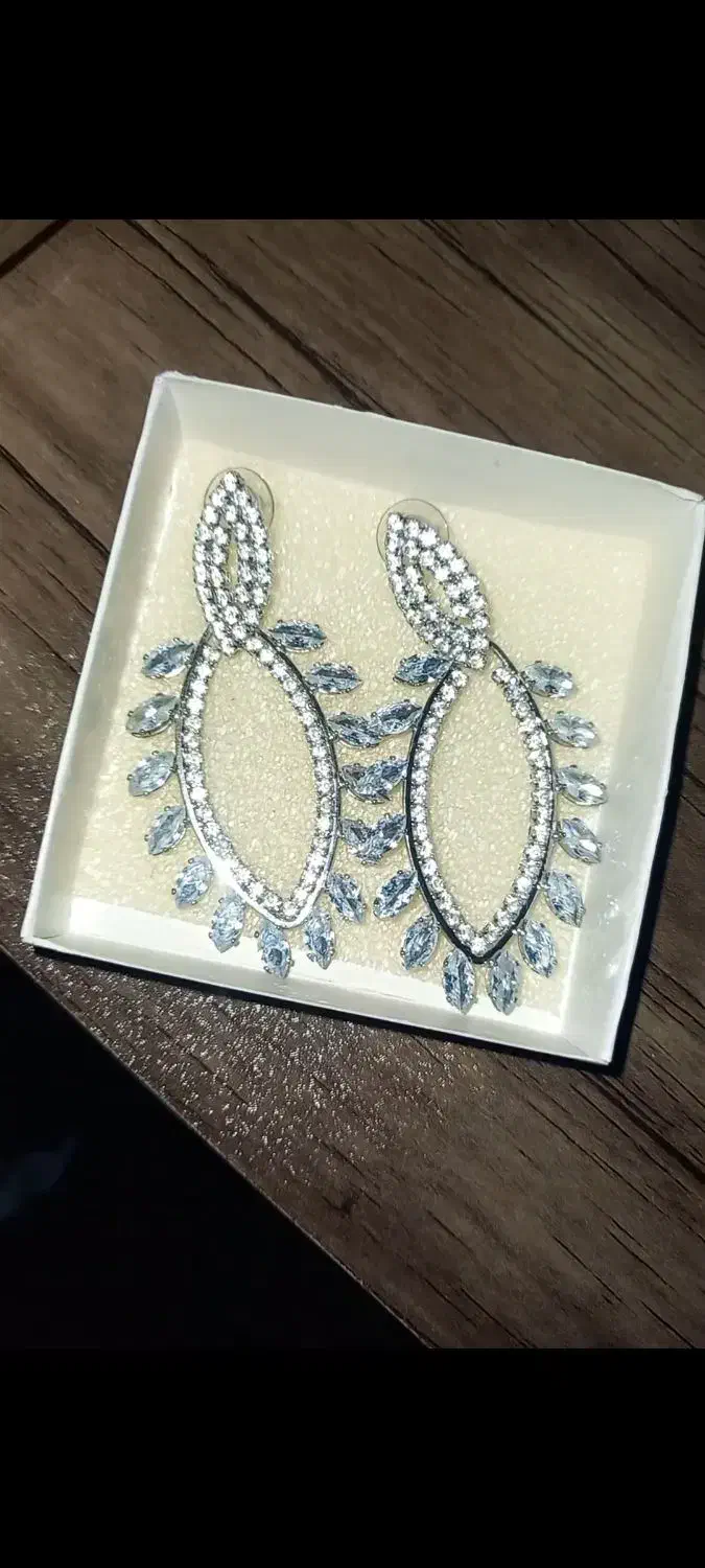 گوشواره نگین دار زیبا|بدلیجات|ورامین, خیر آباد|دیوار