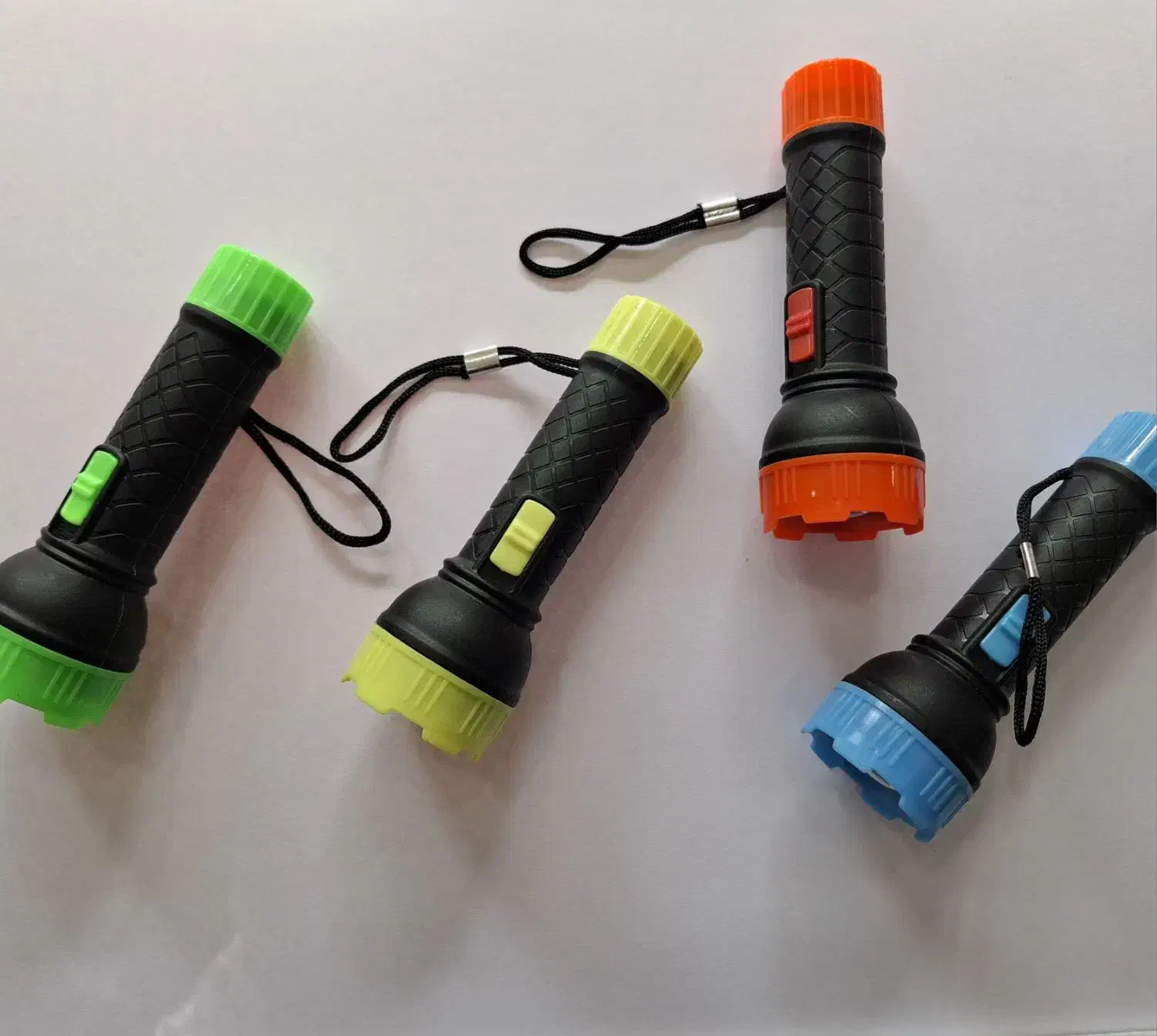 چراغ قوه دستی کوچک|لامپ و چراغ|تهران, منیریه|دیوار