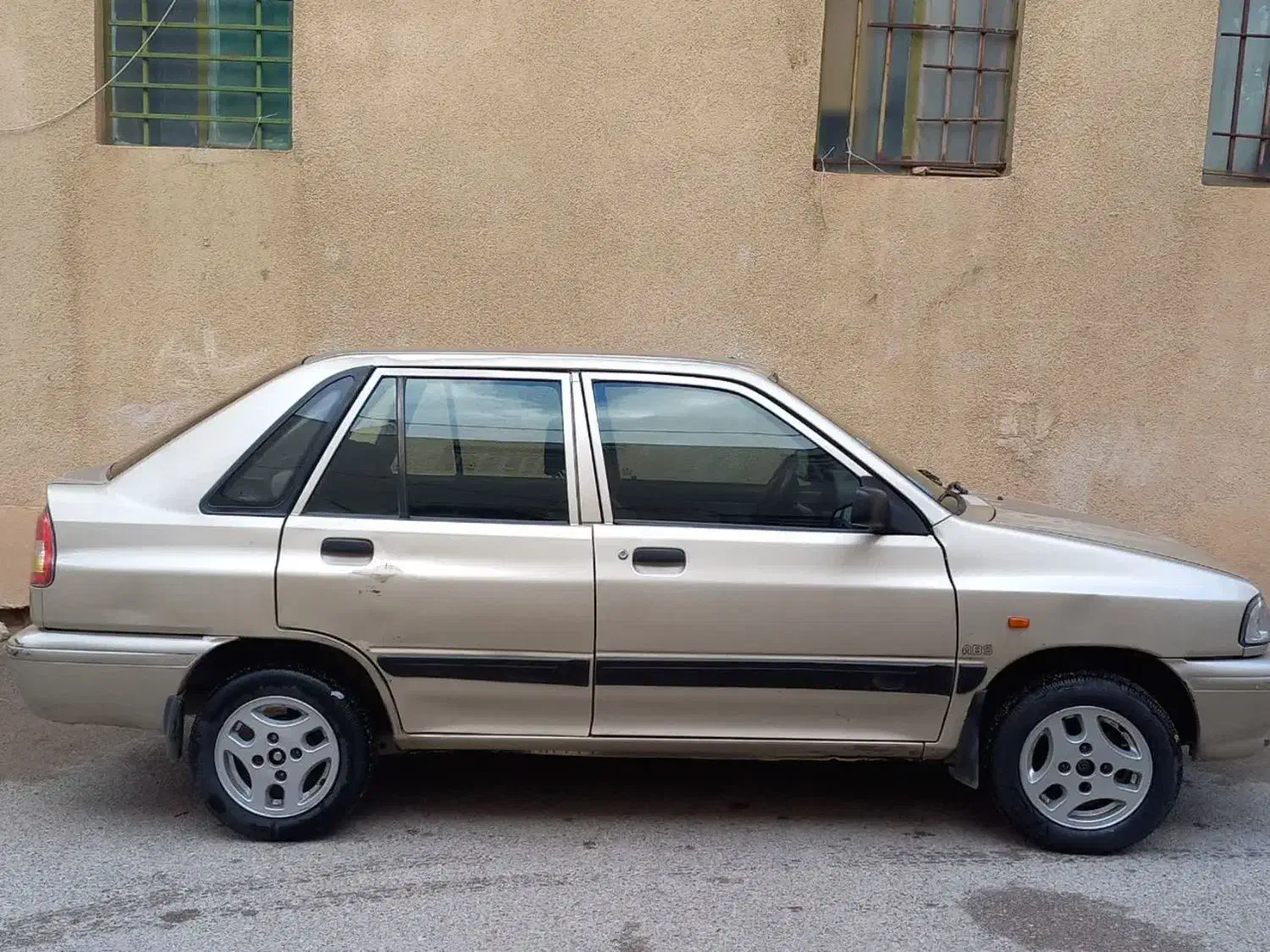 پراید|خودرو سواری و وانت|خرم‌آباد, |دیوار