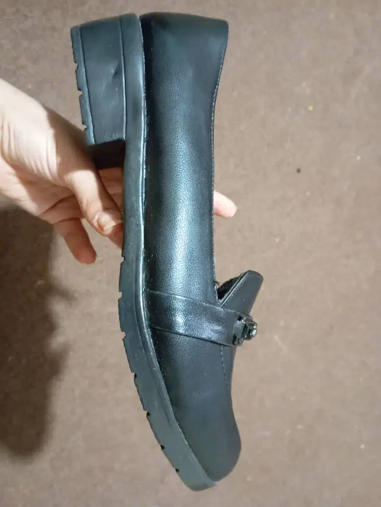 کفش|کیف، کفش، کمربند|رامهرمز, |دیوار