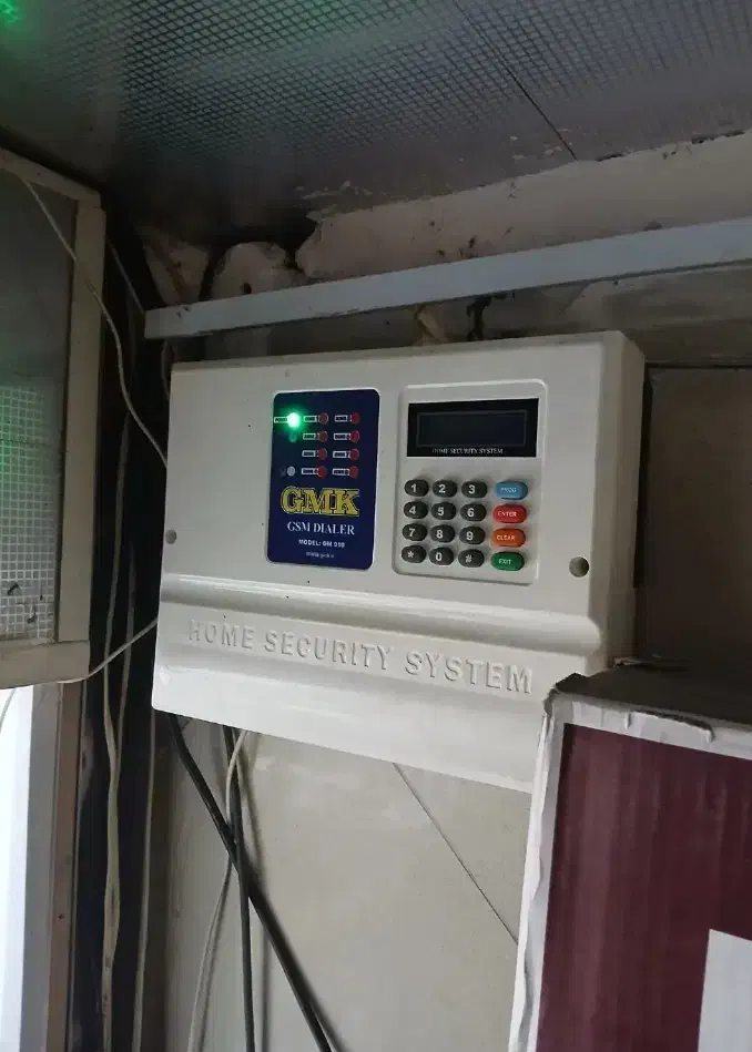 دوربین مداربسته تشخیص چهره شنوددار و دزدگیر قسطی|دوربین مداربسته|سیرجان, |دیوار