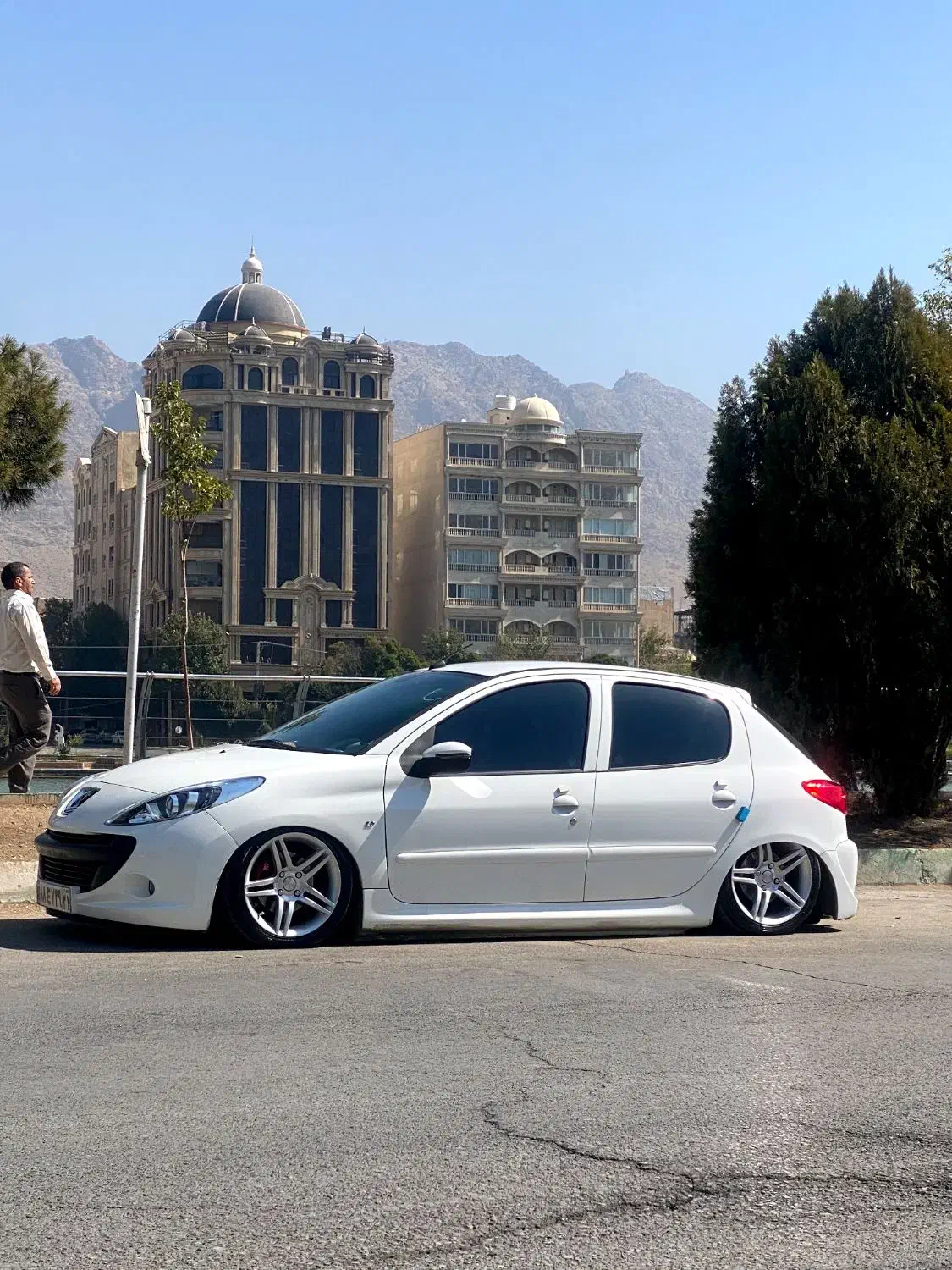 ۲۰۷ سقف فلز  tu5 مدل ۱۴۰۴|خودرو سواری و وانت|خرم‌آباد, |دیوار