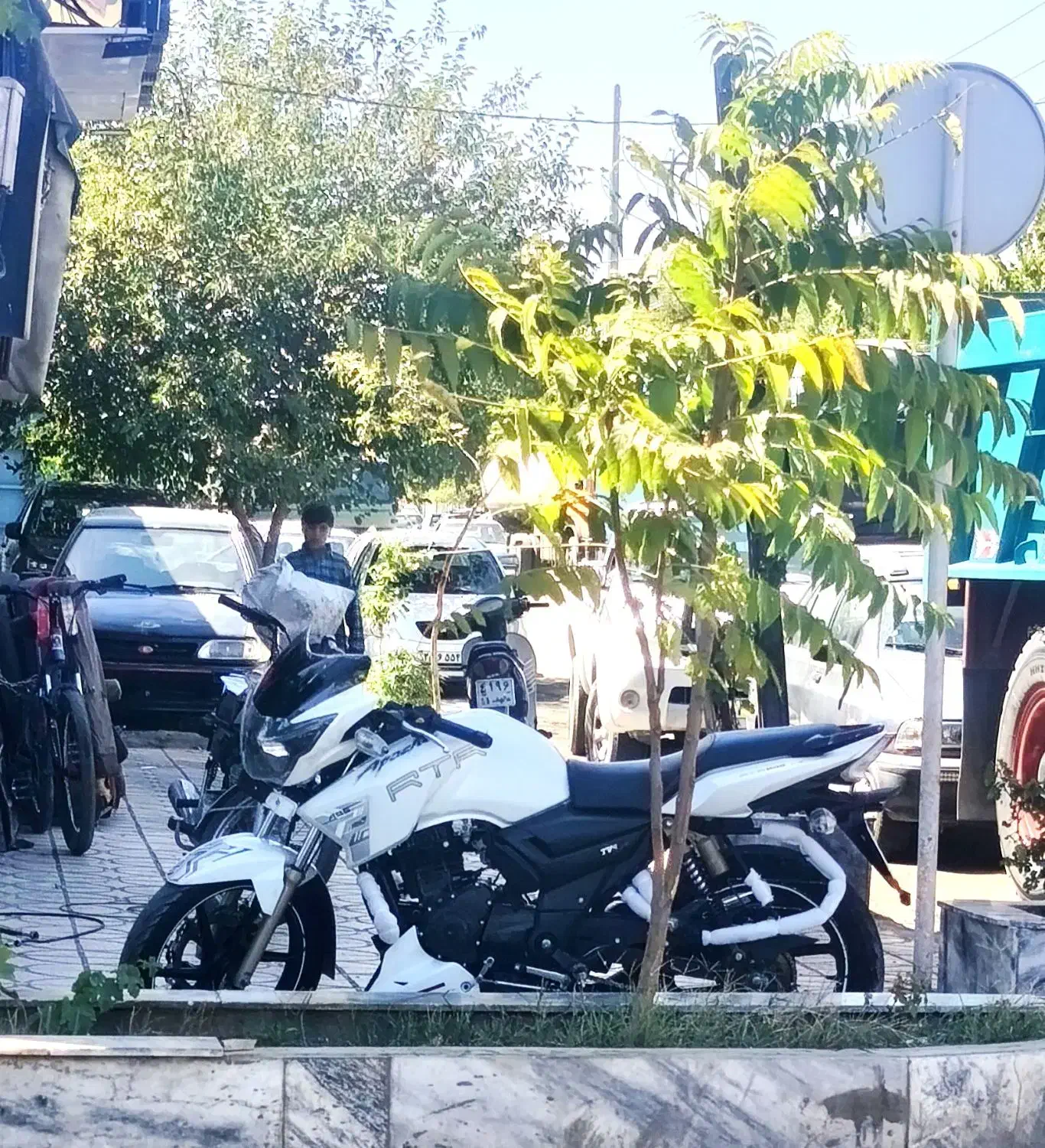 آپاچی 180درحد|موتورسیکلت|مشهد, طرق|دیوار