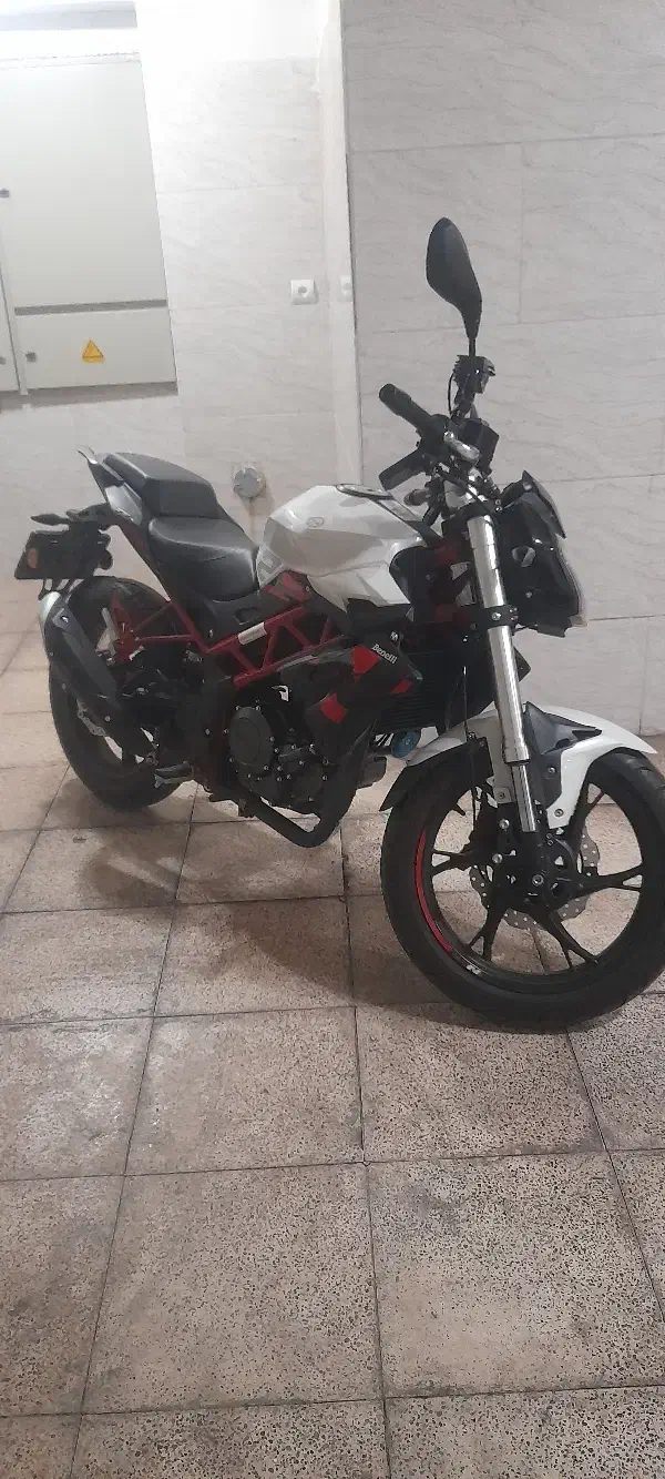 بنلی ۲۵۰ تک سیلندر درحد|موتورسیکلت|ری, فیروزآبادی|دیوار