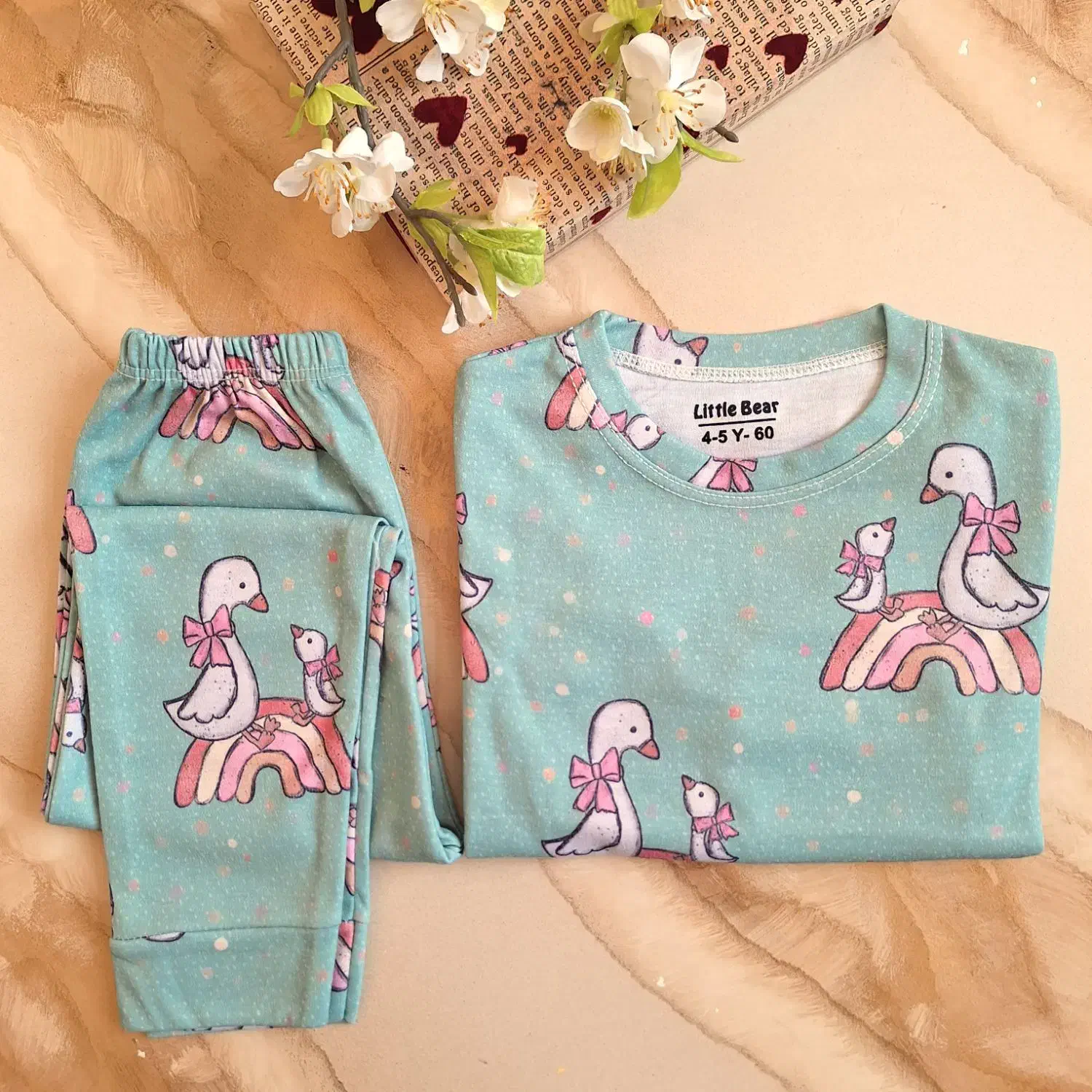 فروش لباس نو کودک|کفش و لباس بچه|فولادشهر, C5|دیوار