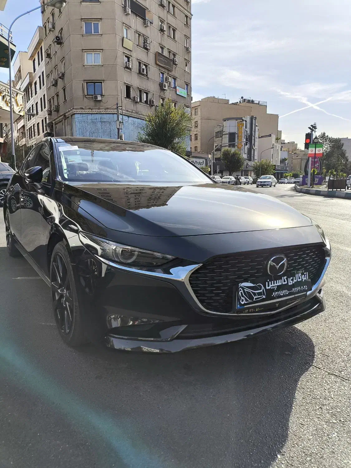 مزدا 3 وارداتی .. مارون ، مشکی            مدل 2025|خودرو سواری و وانت|تهران, تهران‌ویلا|دیوار