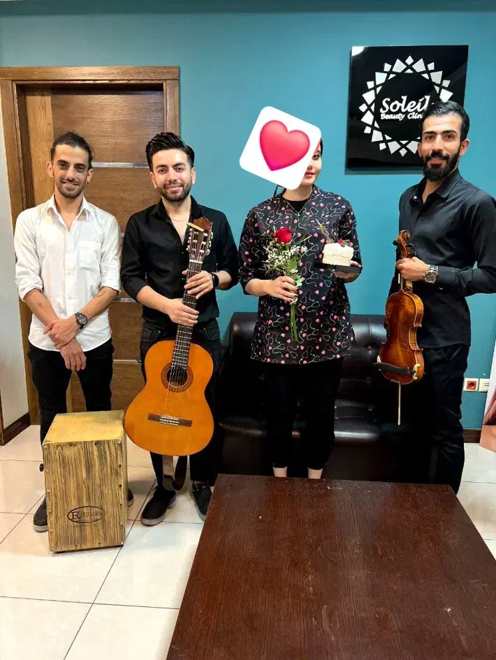 سوپرایز با گیتار سورپرایز|گیتار، بیس، امپلیفایر|همدان, |دیوار