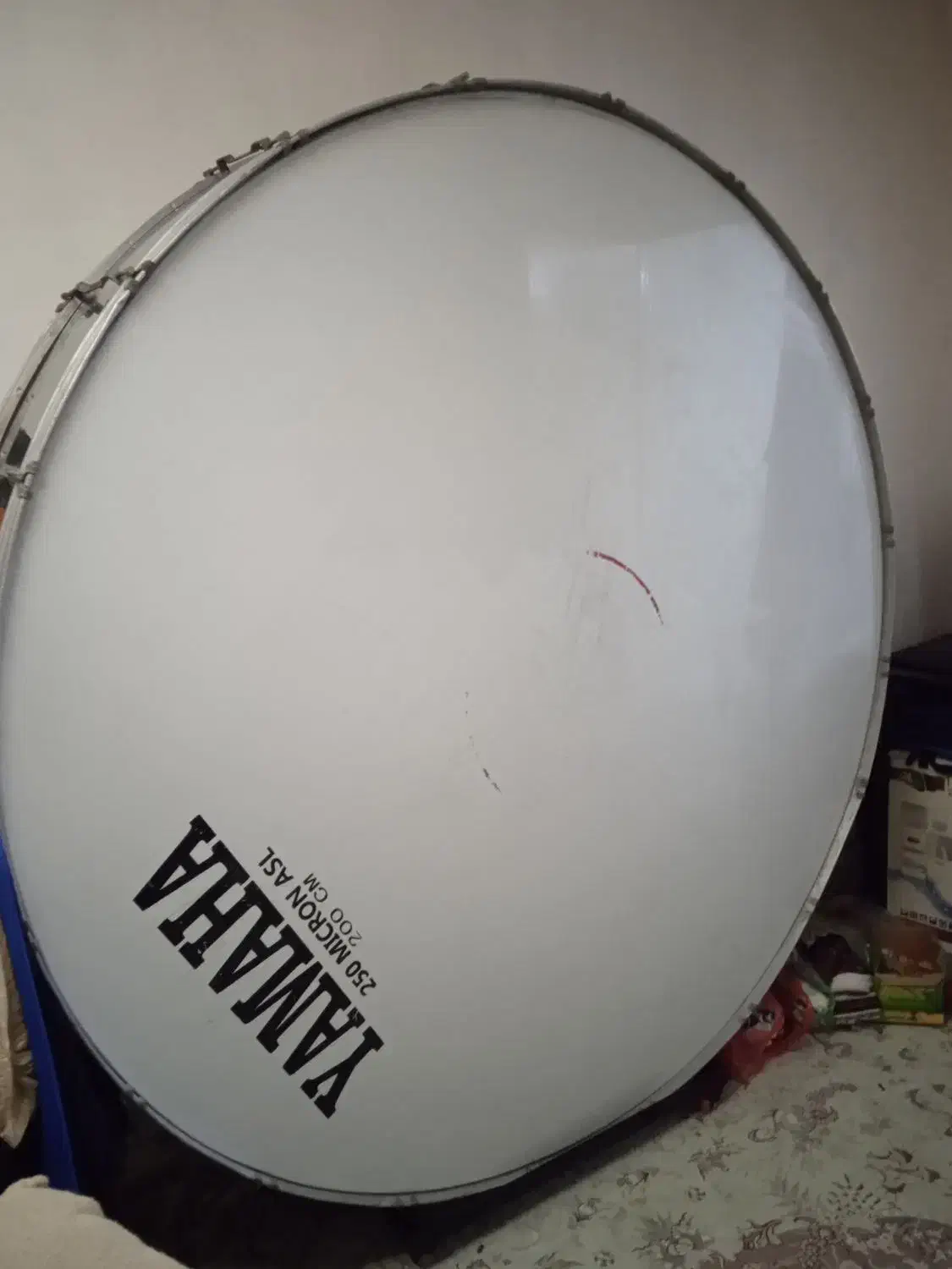 طبل 2متری|درام و پرکاشن|رباط‌کریم, کیکاور|دیوار