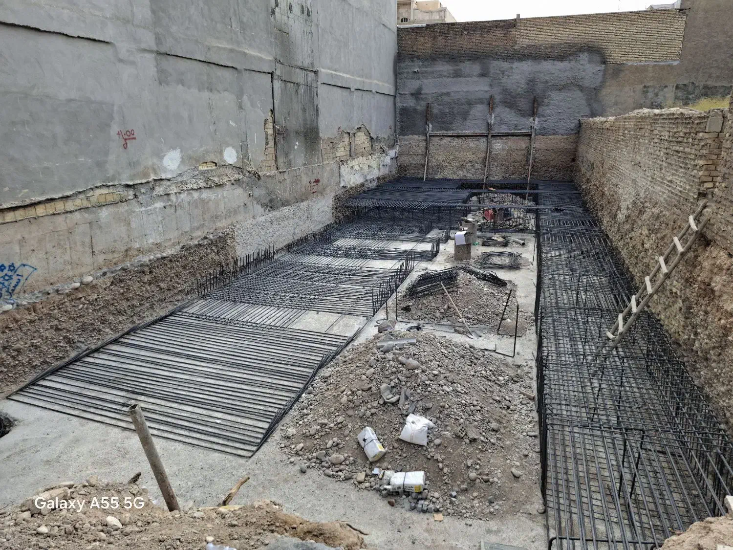 مهندس عمران هستم و آمادگی همکاری جهت پروژه عمرانی|استخدام معماری، عمران و ساختمانی|دزفول, |دیوار