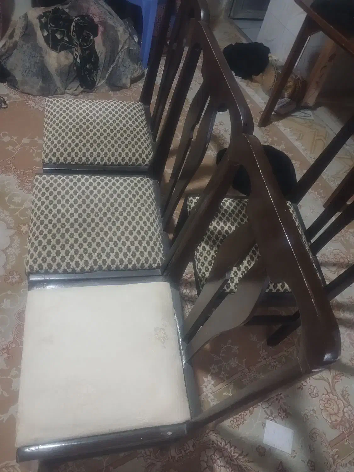 صندلیچوبی|میز و صندلی غذاخوری|اصفهان, شهرک ولیعصر|دیوار