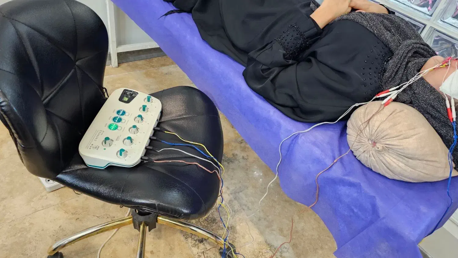 فیزیوتراپی تخصصی وحرفه ای توسط کادردرمان مجرب|خدمات آرایشگری و زیبایی|قم, دورشهر|دیوار