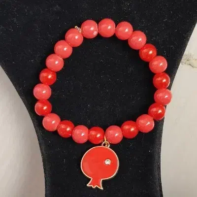 گردبند و دستبند یلدایی|زیورآلات و اکسسوری|رشت, باهنر|دیوار