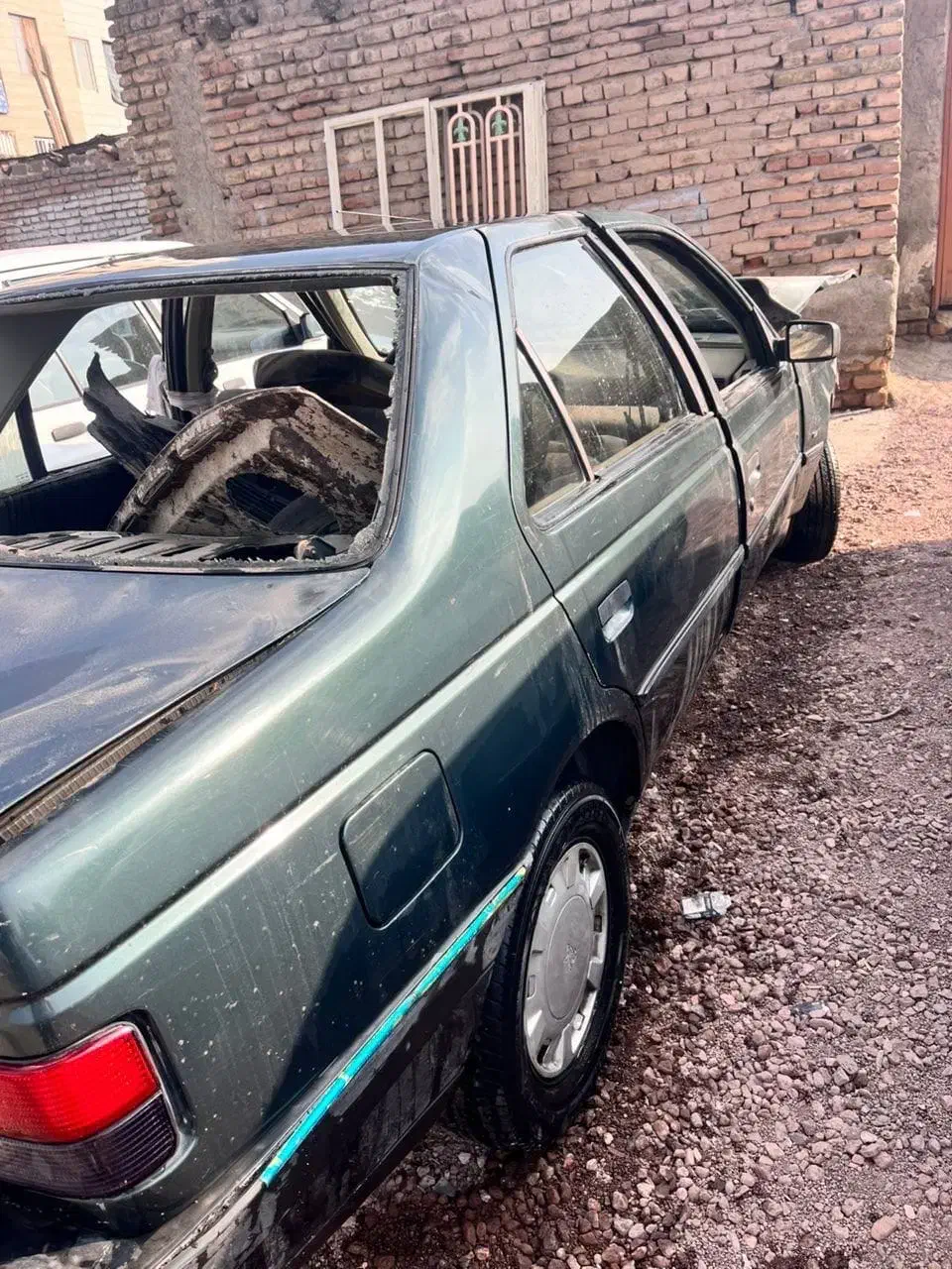 ۴۰۵glx تصادفی|خودرو سواری و وانت|قزوین, |دیوار