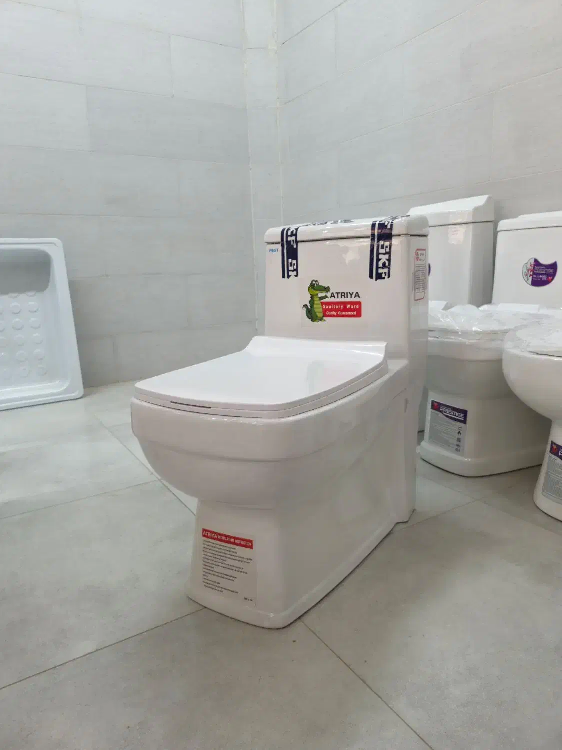 توالت فرنگی فلت بغل بسته رونا مدل آتریا|لوازم سرویس بهداشتی|پردیس, فاز ۹|دیوار