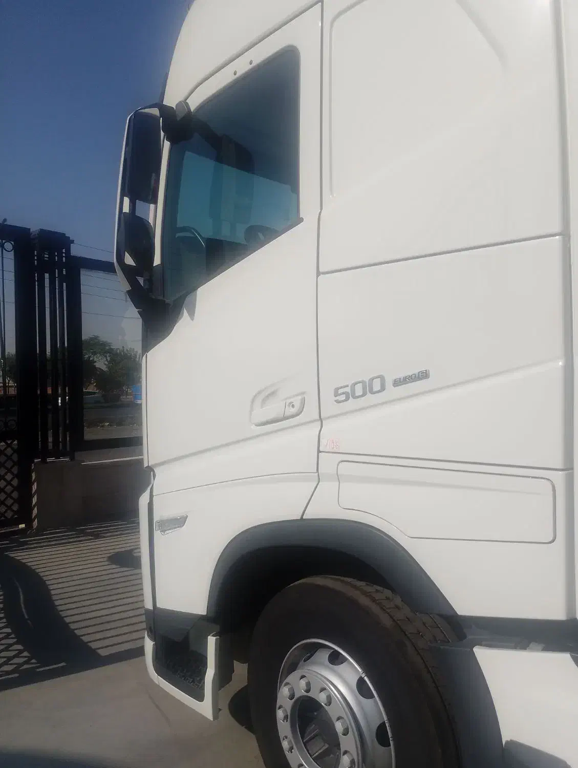 ولوو500 مدل 2023|خودرو سنگین|مبارکه, |دیوار