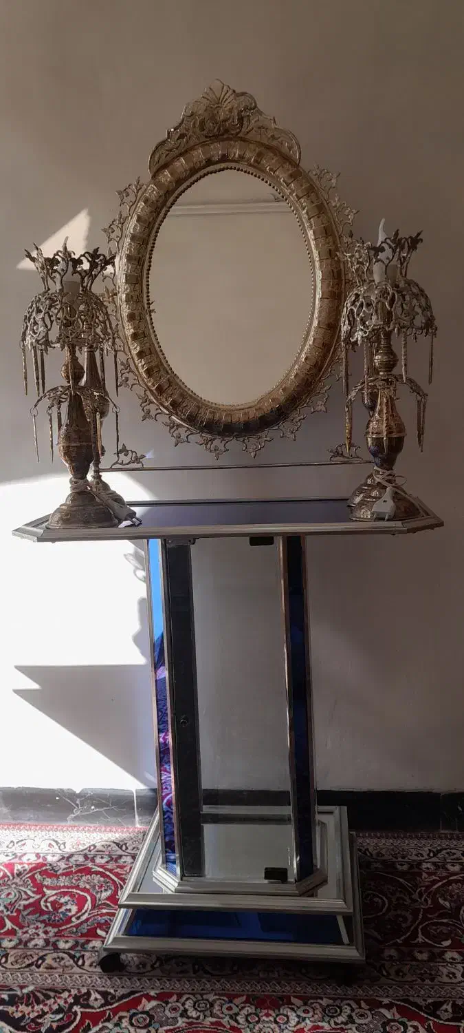 اینه شمدون|آینه|نجفآباد, منتظری جنوبی|دیوار