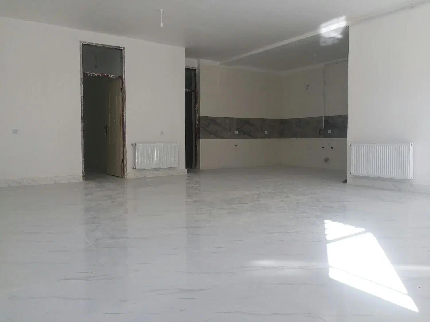 خانه ویلای طبقه همکف  شهرک هنرمندان|فروش خانه و ویلا|اسلام‌‌آباد غرب, |دیوار