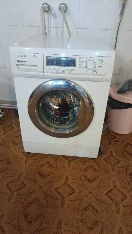 ماشین لباس شویی|ماشین لباسشویی و خشک‌کن لباس|خرم بید, |دیوار